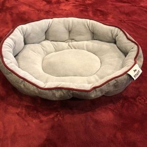 Stuft easy sleeper pet bed